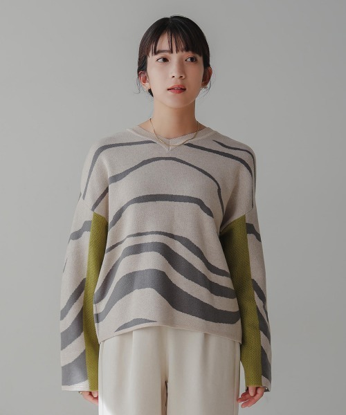 Bou Jeloud（ブージュルード）の「2WAYバイカラーニット（ニット/セーター・レディース・A/チャコールグレー・FREE）」の11枚目の写真