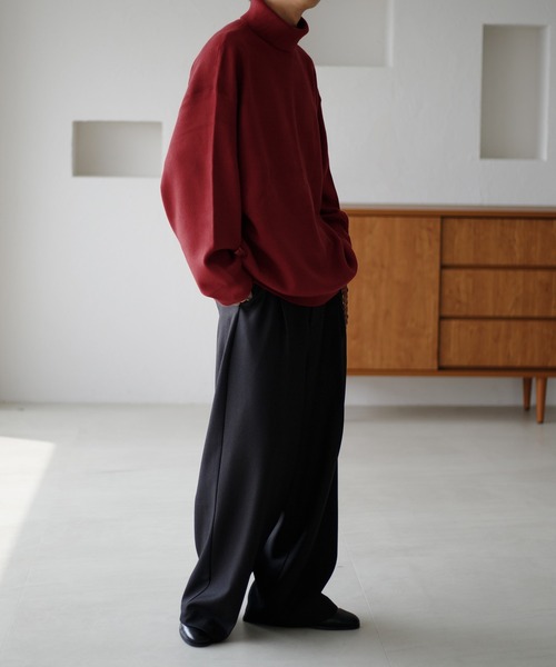 epnok（エプノック）の「タートルネックルーズリブニット（ニット/セーター・メンズ・オフホワイト/チャコールグレー/ブラック/レッド/ダークグレー/グレイッシュベージュ/ダークブラウン・MEDIUM/SMALL/LARGE）」の22枚目の写真