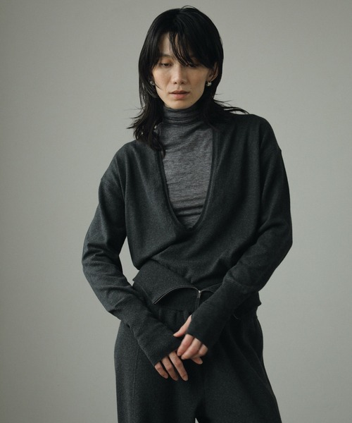 anuke（アンヌーク）の「Soft Raglan Turtle（Tシャツ/カットソー・レディース・チャコールグレー/ブラック/アイボリー・FREE）」の7枚目の写真