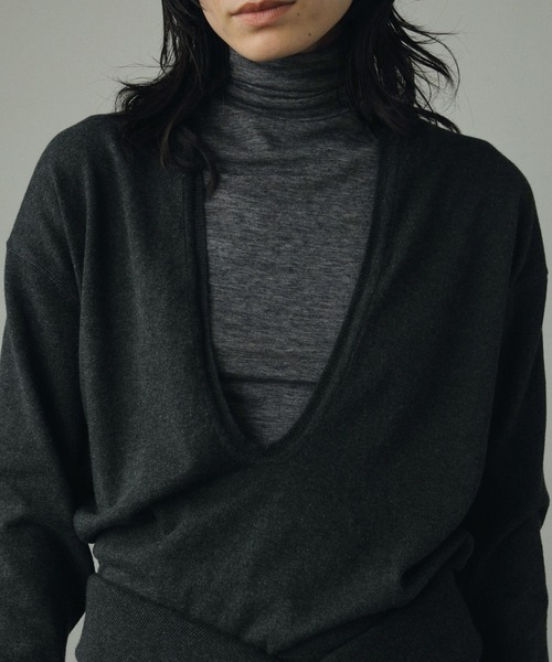 anuke（アンヌーク）の「Soft Raglan Turtle（Tシャツ/カットソー・レディース・チャコールグレー/ブラック/アイボリー・FREE）」の8枚目の写真