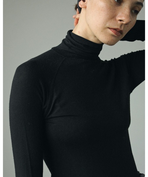 anuke（アンヌーク）の「Soft Raglan Turtle（Tシャツ/カットソー・レディース・チャコールグレー/ブラック/アイボリー・FREE）」の16枚目の写真
