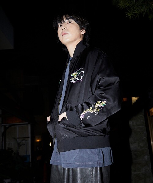 〈極美品〉McGREGORマックレガー【L】スーベニア ジップブルゾン 黒 極美品〉McGREGORマックレガー【L】スーベニア ジップブルゾン 黒