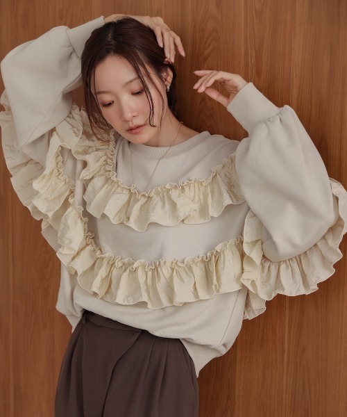 Bab(バブ)の「フリル使い裏毛トップス(Tシャツ/カットソー・レディース・アイボリー/チャコールグレー/ベージュ・FREE)」の7枚目の写真