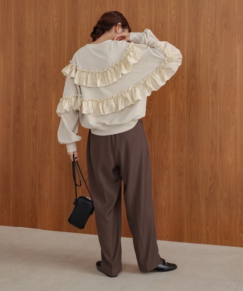 Bab(バブ)の「フリル使い裏毛トップス(Tシャツ/カットソー・レディース・アイボリー/チャコールグレー/ベージュ・FREE)」の17枚目の写真