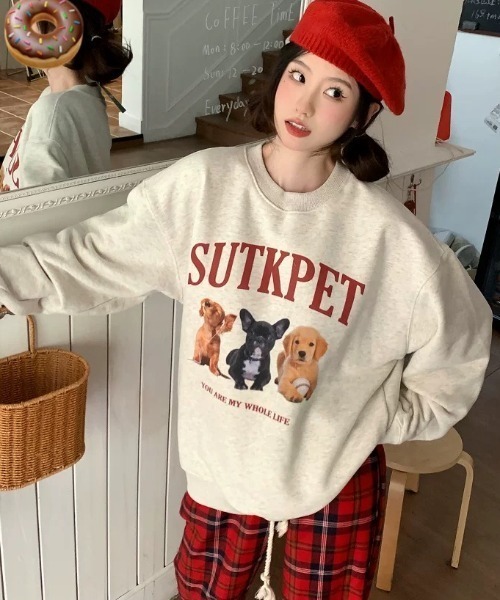 SHEENA（シーナ）の「dogプリント裏起毛トレーナー（スウェット・レディース・ネイビー/ホワイト/ライトグレー・M）」の3枚目の写真