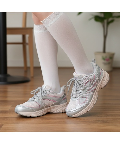 FILA（フィラ）の「FILA INTERUN（スニーカー・レディース・ブラック×ホワイト/ブラック×シルバー/ホワイト×ピンク・28.0cm/27.0cm/26.0cm/25.0cm/24.0cm/23.0cm）」の2枚目の写真