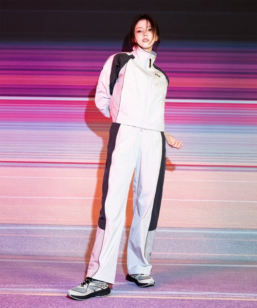 FILA（フィラ）の「FILA INTERUN（スニーカー・レディース・ブラック×ホワイト/ブラック×シルバー/ホワイト×ピンク・28.0cm/27.0cm/26.0cm/25.0cm/24.0cm/23.0cm）」の16枚目の写真