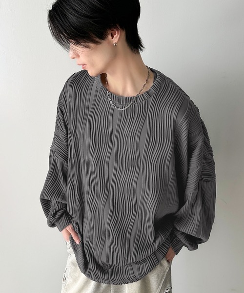 セール】ゆるさとスタイリッシュを両立。オーバーサイズウェーブ柄