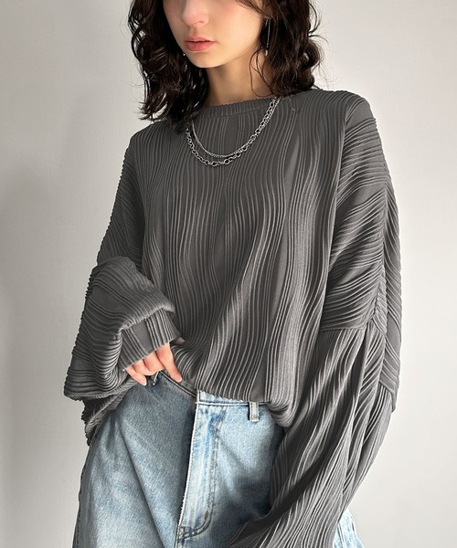 classicalelf（クラシカルエルフ）の「ゆるさとスタイリッシュを両立。オーバーサイズウェーブ柄ジャガード長袖Ｔシャツ（Tシャツ/カットソー・メンズ・ベージュ/チャコール/ブラック/オフホワイト・LARGE/MEDIUM/SMALL/X-LARGE）」の9枚目の写真