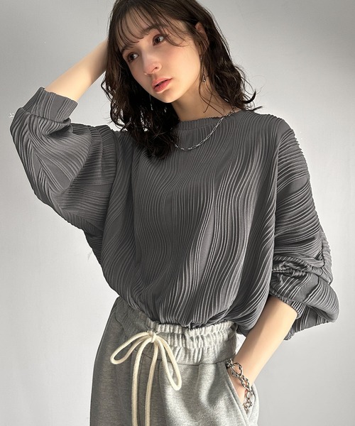 classicalelf（クラシカルエルフ）の「ゆるさとスタイリッシュを両立。オーバーサイズウェーブ柄ジャガード長袖Ｔシャツ（Tシャツ/カットソー・メンズ・ベージュ/チャコール/ブラック/オフホワイト・LARGE/MEDIUM/SMALL/X-LARGE）」の6枚目の写真