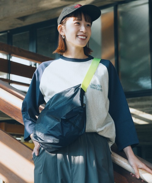 JULY NINE（ジュライナイン）の「【anritocampコラボ】[JULY NINE/ジュライナイン] 別注 CORDURAナイロンショルダーバッグ(スモールサイズ)（ショルダーバッグ・レディース・ネイビー/オレンジ/サックスブルー・ONESIZE）」の21枚目の写真