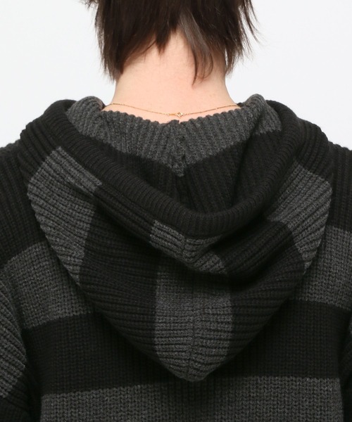 LAND MUSEUM(ランドミュージアム)の「LAND MUSEUM/ボーダーニットフーディー(ニット/セーター・メンズ・グレー/グリーン・FREE)」の11枚目の写真