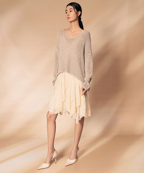 CHARLES & KEITH(チャールズ & キース)の「サテン キャップトゥポインテッドドルセイパンプス(パンプス・レディース・その他3/ブラック系その他2・22.5cm/23cm/23.5cm/24.5cm/25cm/25.5cm)」の4枚目の写真