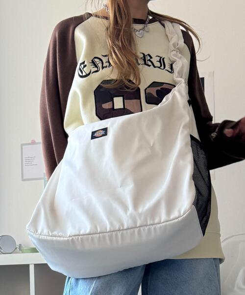 Dickies（ディッキーズ）の「∴WEGO/別注Dickiesドロストショルダー（ショルダーバッグ・レディース・ブラック/ホワイト/ライトグレー・FREE）」の7枚目の写真