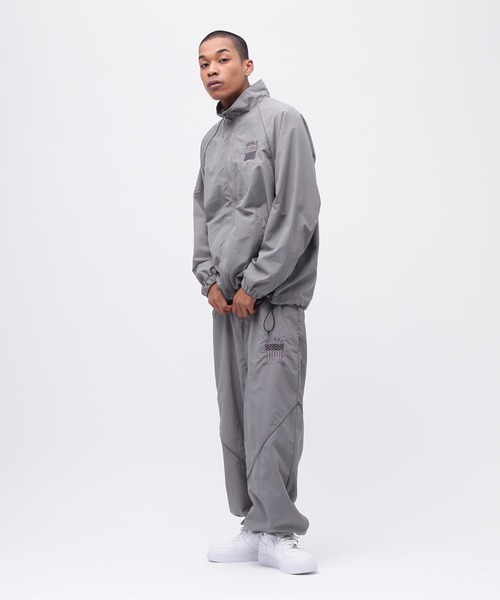 ◇ AVIREX ナイロンジャケット美品　M ◇ avirex ナイロンジャケット - メルカリ