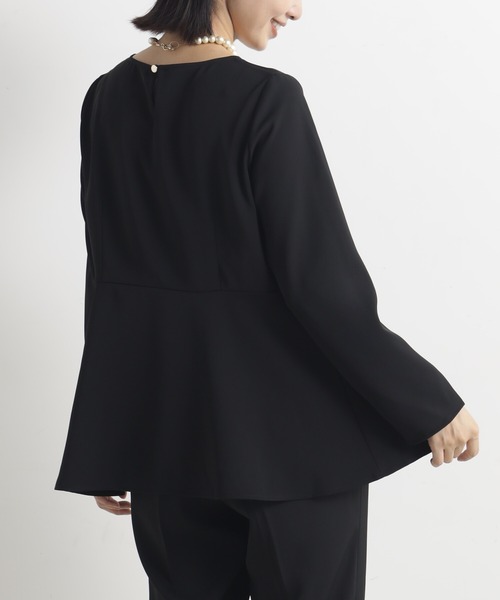 FOUND GOOD（ファウンドグッド）の「O/ペプラムブラウス（シャツ/ブラウス・レディース・アイボリー/ブラック/ネイビー・L/M/S）」の5枚目の写真