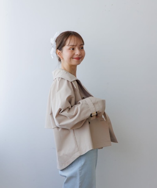 flower（フラワー）の「ベーシックショートトレンチ（トレンチコート・レディース・ベージュ・FREE）」の17枚目の写真
