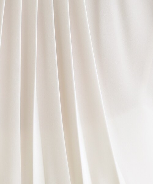 grove（グローブ）の「【マシンウォッシュ／防シワ】プリーツネックブラウス（シャツ/ブラウス・レディース・ネイビー/オフホワイト/サックスブルー・01/02/03/04/05）」の7枚目の写真