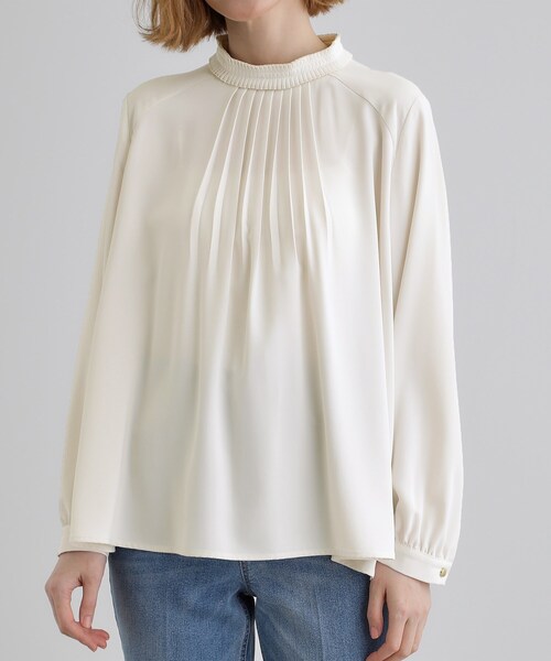 grove（グローブ）の「【マシンウォッシュ／防シワ】プリーツネックブラウス（シャツ/ブラウス・レディース・ネイビー/オフホワイト/サックスブルー・01/02/03/04/05）」の16枚目の写真