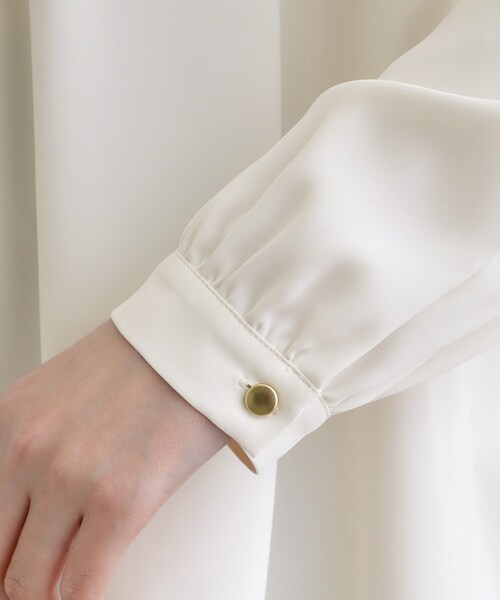 grove（グローブ）の「【マシンウォッシュ／防シワ】プリーツネックブラウス（シャツ/ブラウス・レディース・ネイビー/オフホワイト/サックスブルー・01/02/03/04/05）」の22枚目の写真