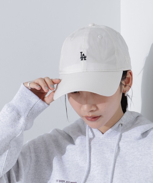 完売【別注/VERYコラボ】NEW ERA/ニューエラ　920LVES キャップ 完売【別注/VERYコラボ】NEW ERA/ニューエラ 920LVES キャップ