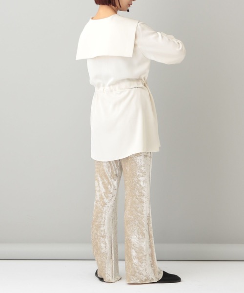 e/rm（イーアールエム）の「【e/rm】セーラーカラードロストブラウス（シャツ/ブラウス・レディース・アイボリー/ネイビー・FREE）」の5枚目の写真