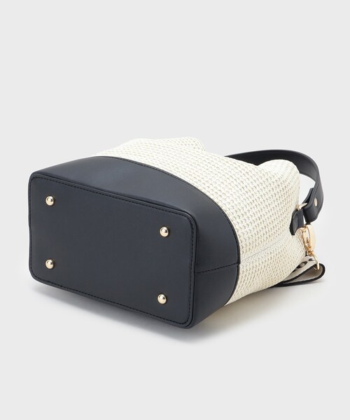THE SHOP TK (ザ ショップ ティーケー )の「◆合皮×雑材コンビバック【ロゴベルト付】(ショルダーバッグ・レディース・ブラック系4/ブラウン系5・00)」の6枚目の写真