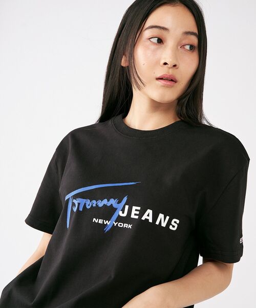 tommy jeans(トミー ジーンズ)の「レギュラーシグネチャーロゴTシャツ(Tシャツ/カットソー・メンズ・ブラック/ブルー/ホワイト・LARGE/X-LARGE/MEDIUM/SMALL)」の17枚目の写真