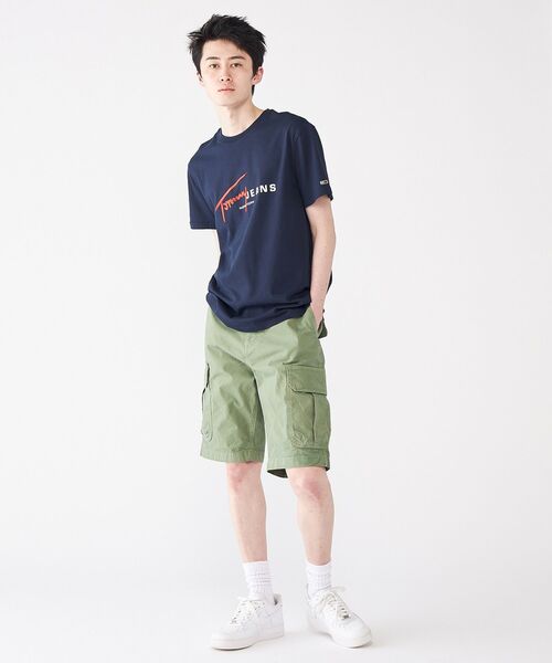 tommy jeans(トミー ジーンズ)の「レギュラーシグネチャーロゴTシャツ(Tシャツ/カットソー・メンズ・ブラック/ブルー/ホワイト・LARGE/X-LARGE/MEDIUM/SMALL)」の19枚目の写真