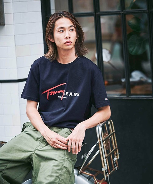 ★ ★ ジーンズ レギュラー ロゴ Tシャツ 送料関税込 セール】レギュラーシグネチャーロゴTシャツ（Tシャツ