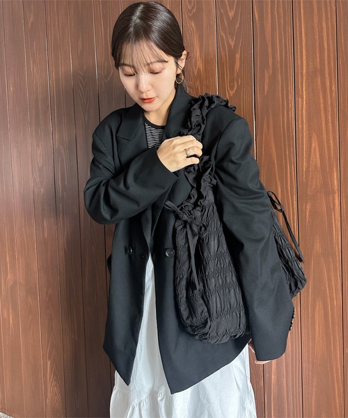 KOBE LETTUCE（コウベレタス）の「[ yuiさんコラボ ] シャーリングバッグ（トートバッグ・レディース・アイボリー/ベージュ/グリーン/ブラック・F）」の5枚目の写真