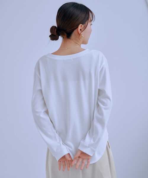 COHINA(コヒナ)の「カットアウトライトスウェットロンT 【低身長・小柄女性】(スウェット・レディース・グレー/イエロー/ホワイト/グリーン・ONE SIZE)」の6枚目の写真