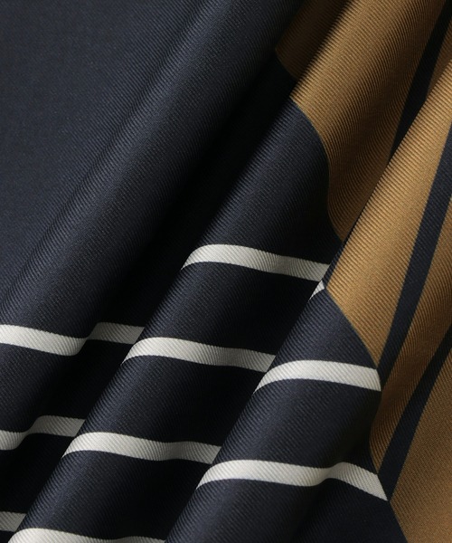 ROPE'（ロペ）の「ストライプパターンシルクスカーフ（バンダナ/スカーフ・レディース・ブラック/サックスブルー・FREE）」の11枚目の写真