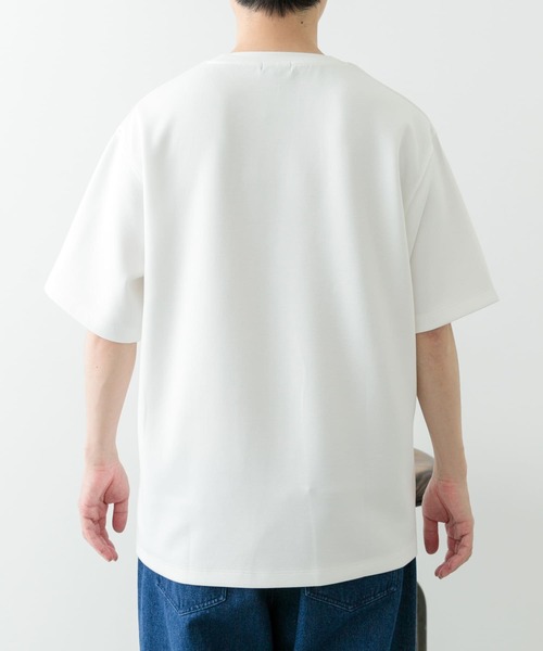 ITEMS URBANRESEARCH（アイテムズ アーバンリサーチ）の「Art Graphic ポンチTシャツ Dewy（Tシャツ/カットソー・メンズ・ブラック/ホワイト・MEDIUM/LARGE）」の17枚目の写真