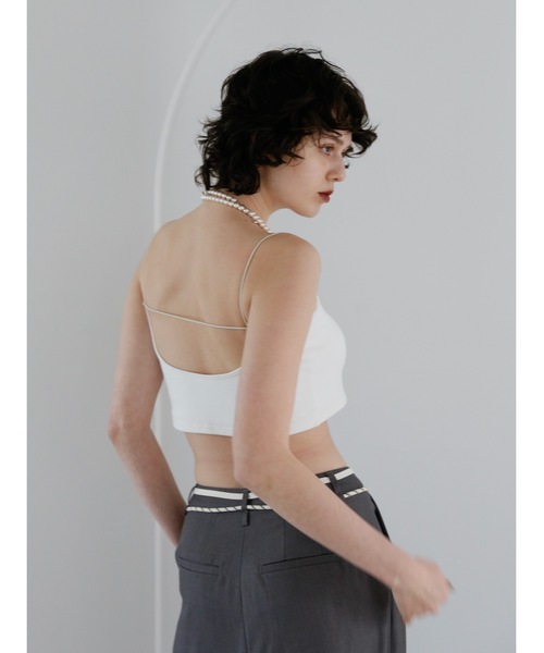 Katrin TOKYO(カトリーントーキョー)の「cup-in cropped camisole(キャミソール・レディース・ブラック/ホワイト・FREE/XS)」の1枚目の写真