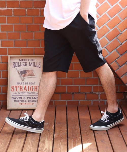 8(eight)(エイト)の「ストレッチチノショートパンツ(チノパンツ・メンズ・チャコールグレー/グレー/レッド/ホワイト/オリーブ/ブラック/ネイビー/ベージュ・X-LARGE/MEDIUM/SMALL/XX-LARGE/LARGE)」の2枚目の写真