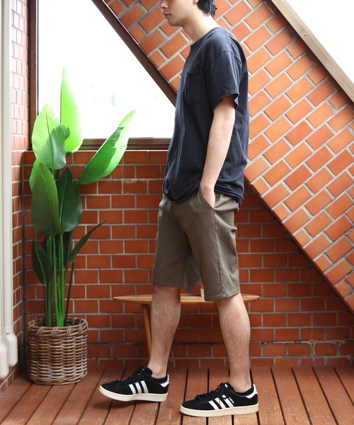 8(eight)(エイト)の「ストレッチチノショートパンツ(チノパンツ・メンズ・チャコールグレー/グレー/レッド/ホワイト/オリーブ/ブラック/ネイビー/ベージュ・X-LARGE/MEDIUM/SMALL/XX-LARGE/LARGE)」の17枚目の写真