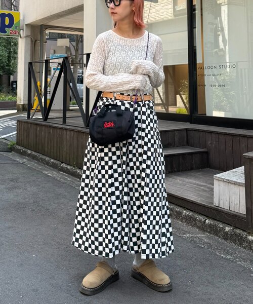 SOUNDSGOOOOD（サウンズグッド）の「【SOUNDS GOOOOD / サウンズグッド】アソートプリーツワイドショーツ（デニムパンツ・メンズ・ホワイト/ネイビー/カーキ・ONE SIZE）」の4枚目の写真