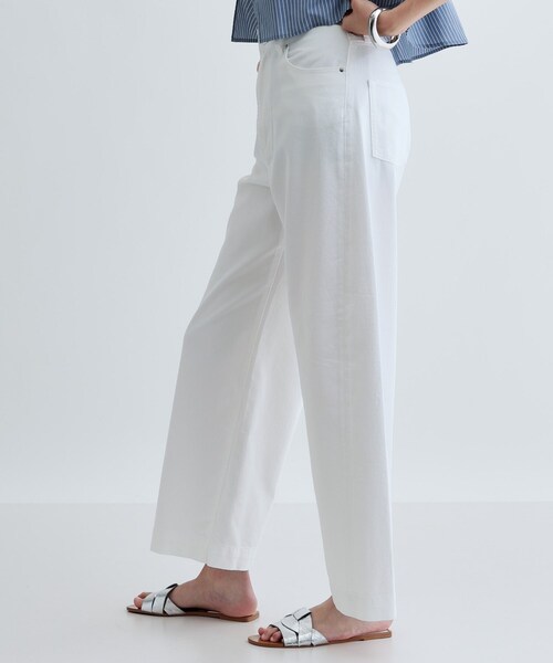 GALLEST(ギャレスト)の「ライトワイドデニム(デニムパンツ・レディース・ホワイト/ライトブルー・36/38/40)」の12枚目の写真