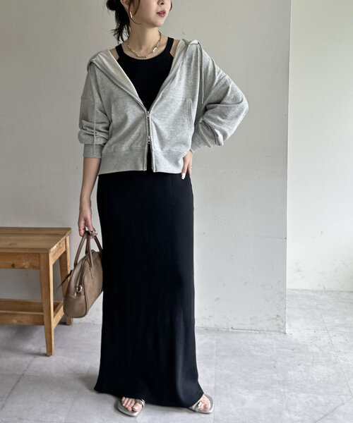 DISCOAT（ディスコート）の「刺繍ロゴショート丈ジップパーカー（パーカー・レディース・ネイビー/ライトグレー/アイボリー・FREE）」の20枚目の写真