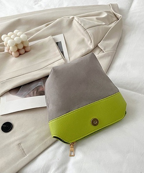 NANEA（ナネア）の「ポーチ付きバケツ型合成皮革ショルダー/ハンドバッグ（ショルダーバッグ・レディース・ブラック/グリーン/ライム/ピンク/ホワイト・フリー）」の17枚目の写真