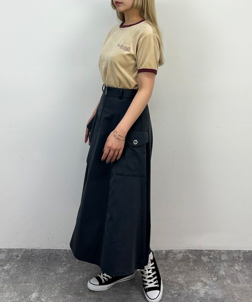 NICOLE CLUB（ニコル　クラブ）の「ベロア刺繍Tシャツ（Tシャツ/カットソー・レディース・ベージュ/オフホワイト/ブラウン・FREE）」の18枚目の写真