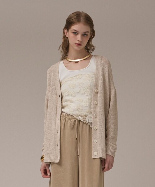 GRACE CONTINENTAL(グレースコンチネンタル)の「ラメルーズニットカーディガン(カーディガン/ボレロ・レディース・ベージュ/キナリ/ブラウン・36)」の1枚目の写真