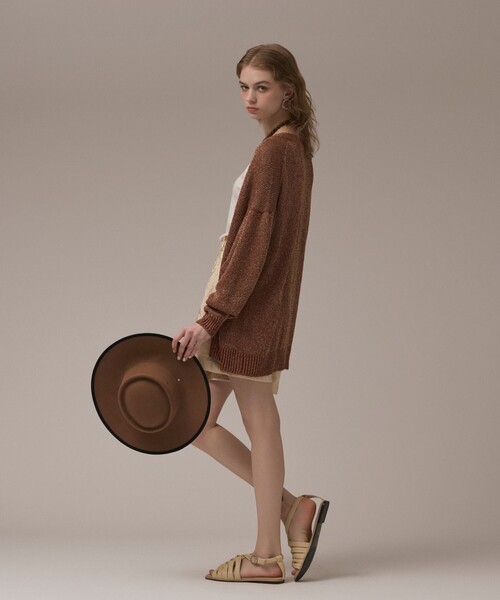 GRACE CONTINENTAL(グレースコンチネンタル)の「ラメルーズニットカーディガン(カーディガン/ボレロ・レディース・ベージュ/キナリ/ブラウン・36)」の13枚目の写真