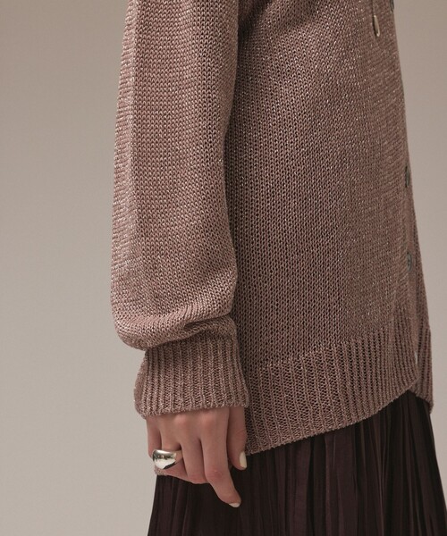 GRACE CONTINENTAL(グレースコンチネンタル)の「ラメルーズニットカーディガン(カーディガン/ボレロ・レディース・ベージュ/キナリ/ブラウン・36)」の5枚目の写真