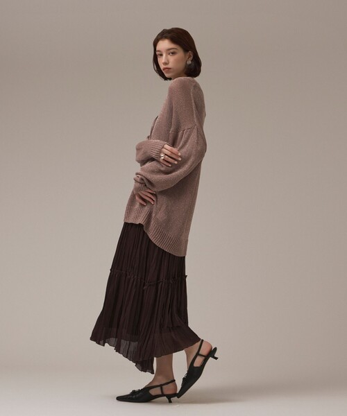 GRACE CONTINENTAL(グレースコンチネンタル)の「ラメルーズニットカーディガン(カーディガン/ボレロ・レディース・ベージュ/キナリ/ブラウン・36)」の9枚目の写真