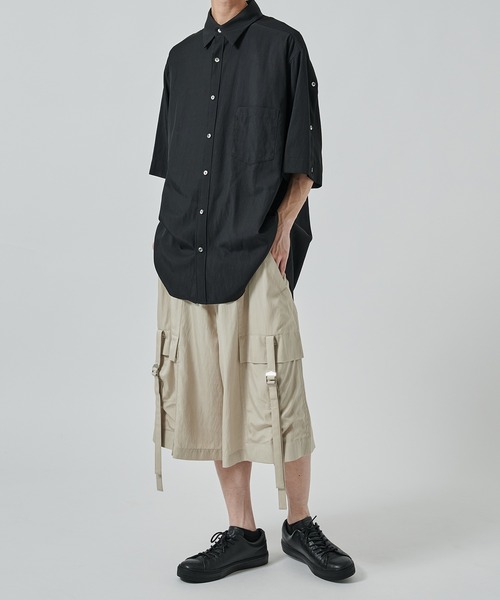 UJOH（ウジョー）の「別注 Bush Pocket Cargo Shorts（その他パンツ・メンズ・ブラック/ベージュ・4/5）」の16枚目の写真