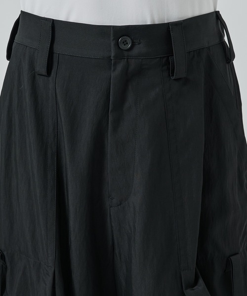 UJOH（ウジョー）の「別注 Bush Pocket Cargo Shorts（その他パンツ・メンズ・ブラック/ベージュ・4/5）」の20枚目の写真