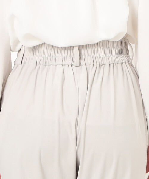 COMME CA（コムサ）の「【セットアップ対応】メリルハイテンション クロップドパンツ（その他パンツ・レディース・ライトグレー・9号）」の16枚目の写真