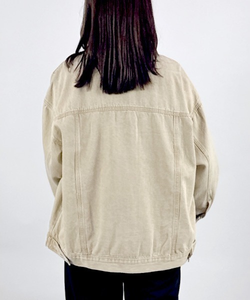 CLOTHY(クロシィ)の「【この色味、ただ者じゃない。】ウォッシュ加工Gジャン(デニムジャケット・レディース・ベージュ/ピンク/ブルー・MEDIUM)」の19枚目の写真